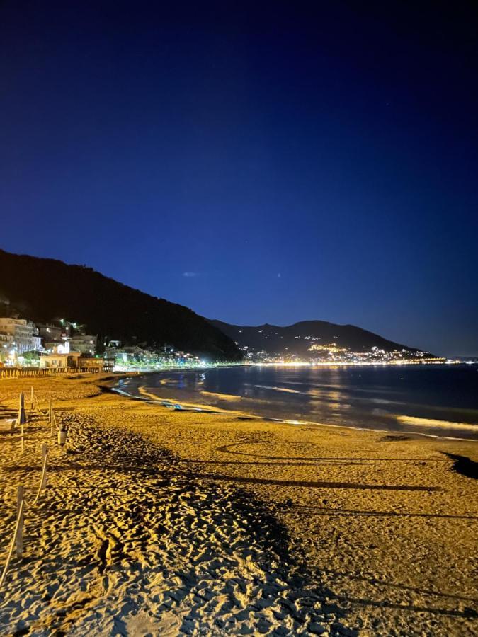 Hotel Del Golfo Laigueglia Exterior photo